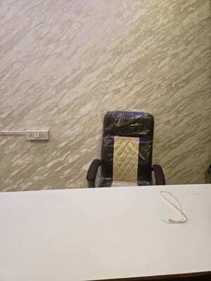  Office Space For Rent in Express Zone, Malad East