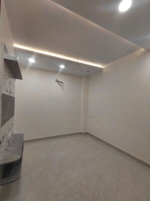 3 BHK Apartment For Rent in Vikas Puri