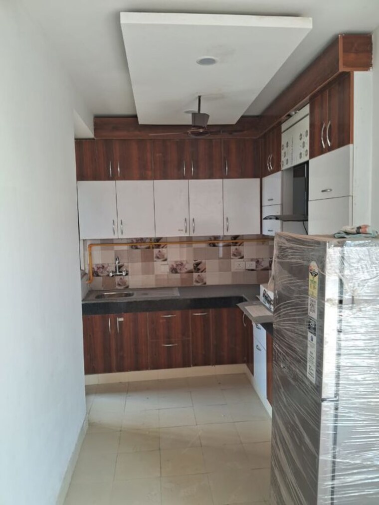 Kitchen, hsiidc-sidco-aravali 3 Bedroom 2588 Sq.Ft. Apartment In Imt Manesar Gurgaon 10676933