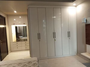 Building Lobby in 4 BHK Builder Floor at Ansal Sushant Lok I, Sector 43 – for Rent