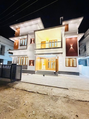 4 BHK Independent House For Sale in Mannuthy