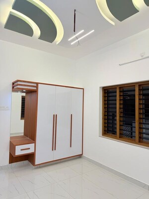 Room in 4 BHK Independent House at Mannuthy – for Sale