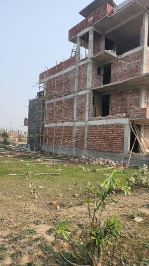  Plot For Sale in Sector 84