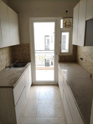 Building Lobby in 3 BHK Builder Floor at Sector 23 – for Rent