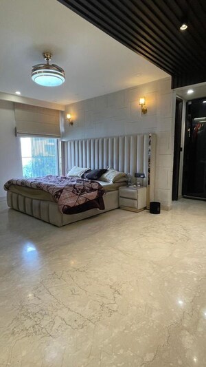 Living Room in 3 BHK Builder Floor at Sector 22 – for Rent