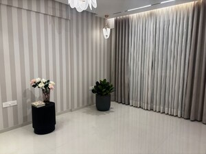 Room in 4 BHK Apartment at Chattushringi – for Sale