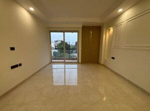 Room in 3 BHK Builder Floor at Sector 23 – for Rent