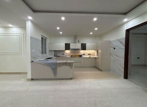 Parking in 3 BHK Builder Floor at Sector 23 – for Rent