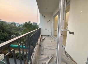 Balcony in 3 BHK Builder Floor at Sector 23 – for Rent