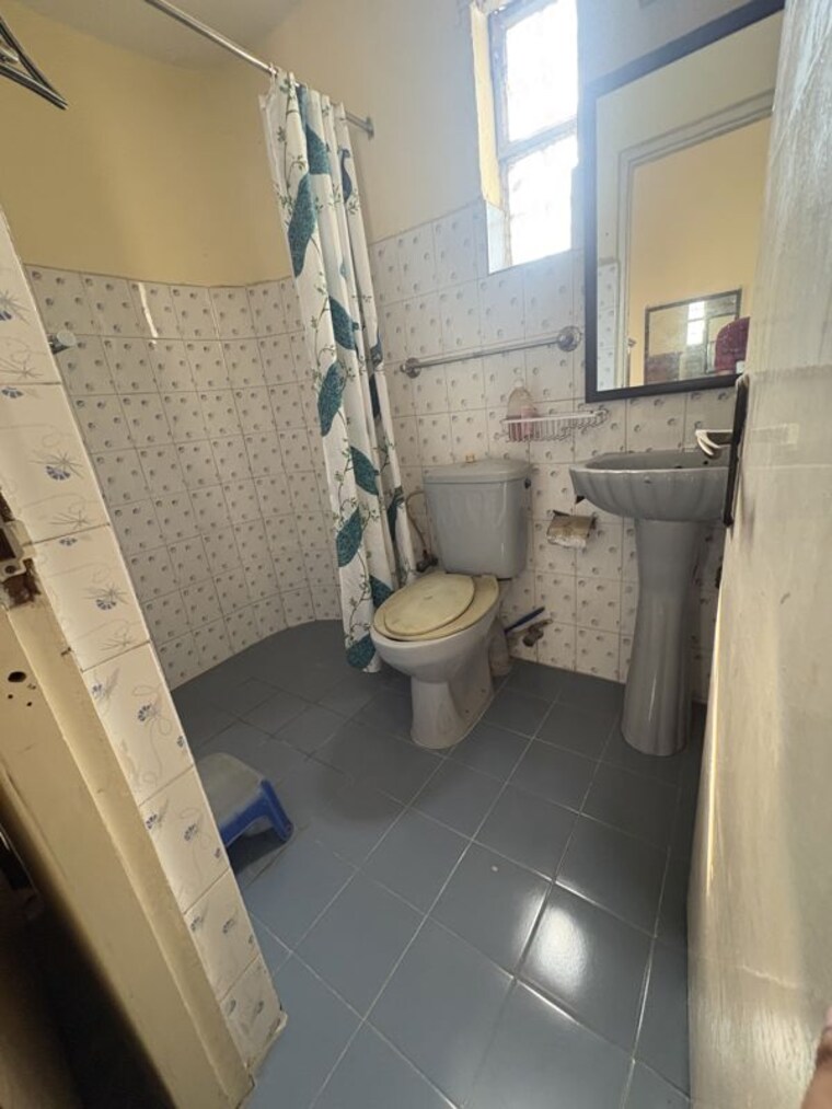 Team Area, palam vihar 2 Bedroom 180 Sq.Yd. Builder Floor In Palam Vihar Gurgaon 10677007