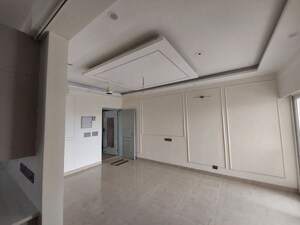 Room in 3 BHK Apartment at Saviour Park, Mohan Nagar – for Sale