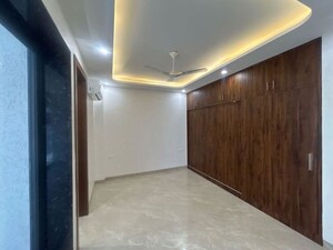 3 BHK Builder Floor For Rent in Sector 22
