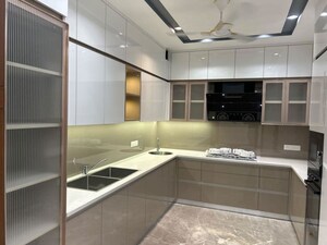 Kitchen in 3 BHK Builder Floor at Sector 22 – for Rent