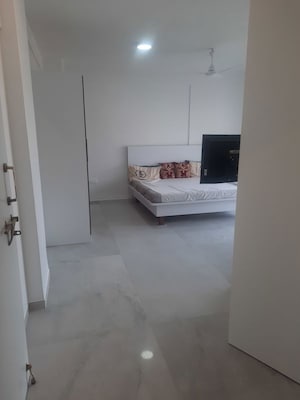 Bathroom in 1 BHK Apartment at Cuffe Parade – for Sale