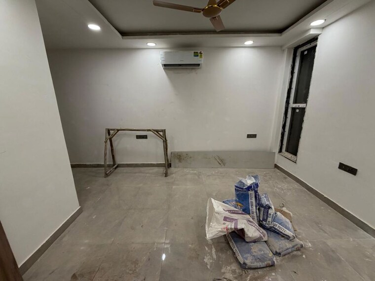 Room, sector 57 2 Bedroom 1100 Sq.Ft. Builder Floor In Sector 57 Gurgaon 10677044