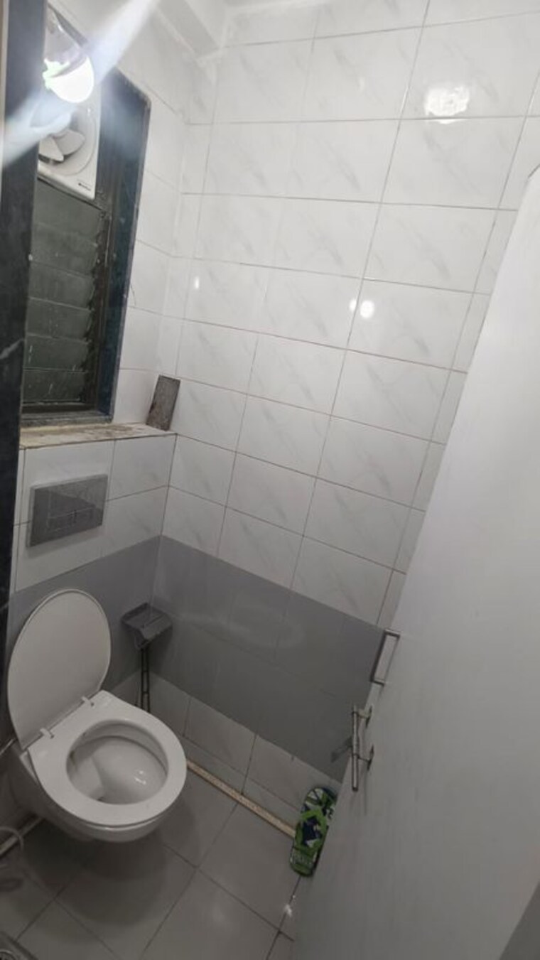 Bathroom, dwarka 1 Bedroom 700 Sq.Ft. Apartment In Dwarka Delhi 10677056