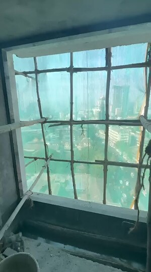 Balcony in 1.5 BHK Apartment at Nagpada – for Sale