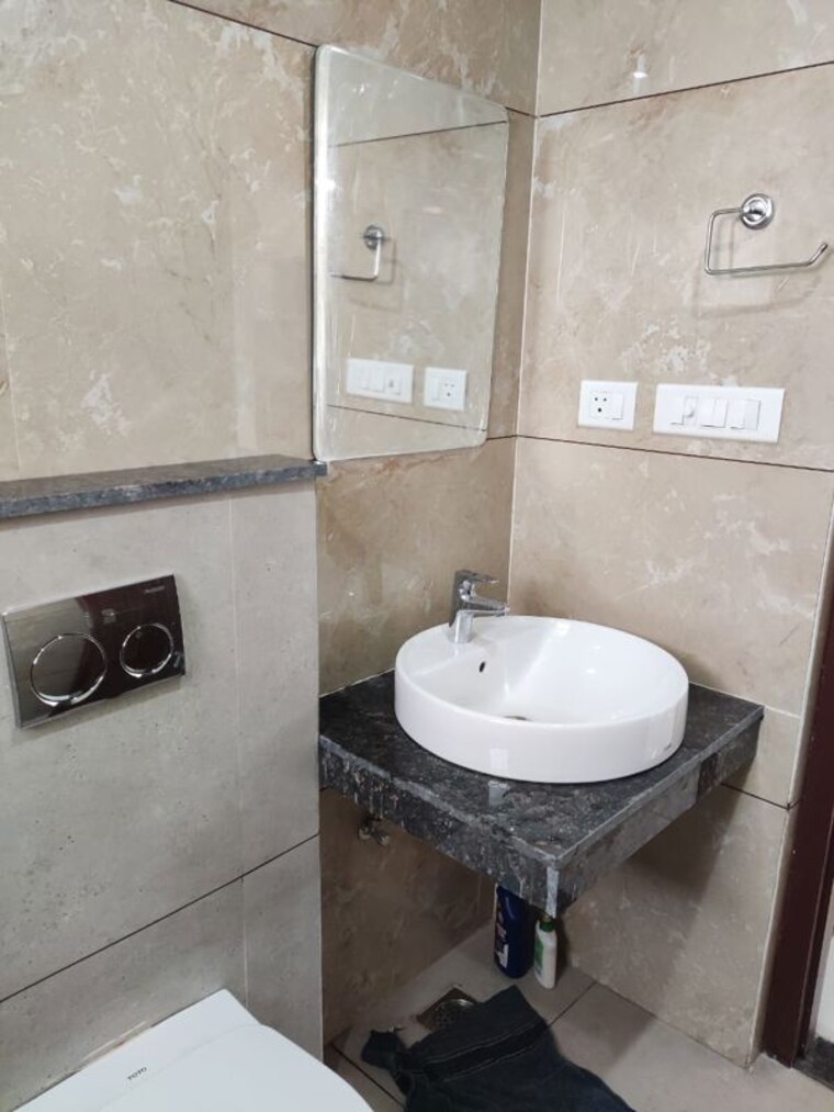 Bathroom, allwin-el-spazia 3 Bedroom 1638 Sq.Ft. Apartment In Sanauli Zirakpur 10677063