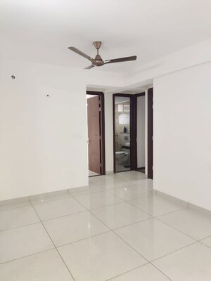 Room in 3 BHK Apartment at Allwin El Spazia, Sanauli – for Rent