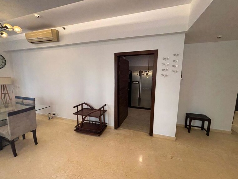 Room, pioneer-park-presidia 5 Bedroom 4384 Sq.Ft. Apartment In Sector 62 Gurgaon 10677065