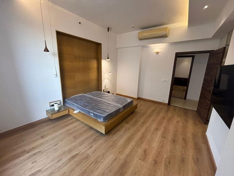 Room, pioneer-park-presidia 5 Bedroom 4384 Sq.Ft. Apartment In Sector 62 Gurgaon 10677065
