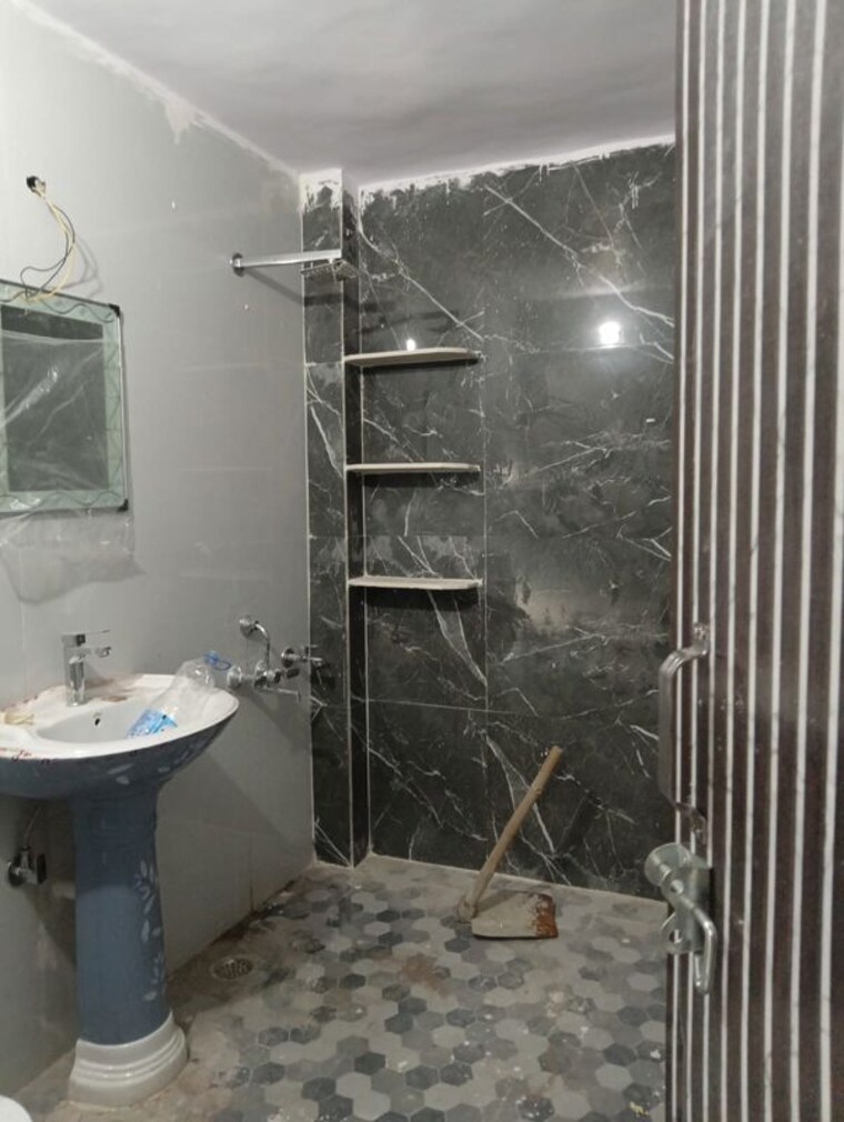 Bathroom, sector 19 dwarka 3 Bedroom 1900 Sq.Ft. Apartment In Sector 19 Dwarka Delhi 10677089
