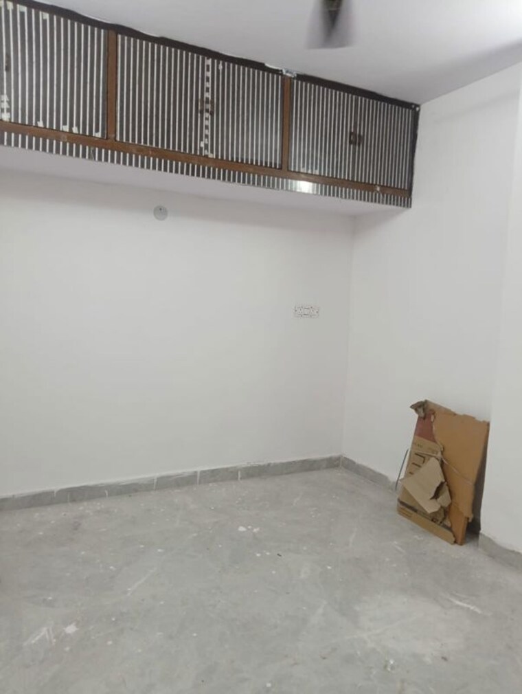Room, sector 19 dwarka 3 Bedroom 1900 Sq.Ft. Apartment In Sector 19 Dwarka Delhi 10677089