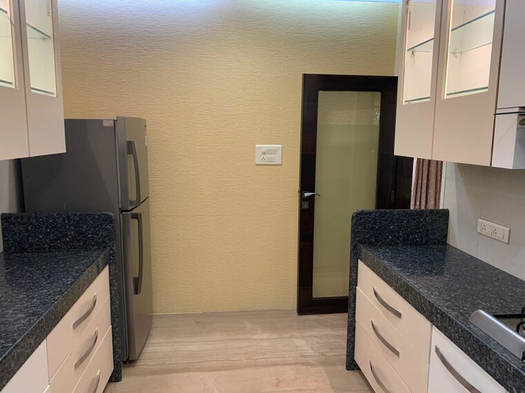 Kitchen, khar west 3 Bedroom 1400 Sq.Ft. Apartment In Khar West Mumbai 10677076
