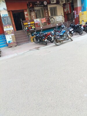 Parking in  Shop at Sheikh Sarai – for Rent