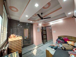 Bedroom in 2.5 BHK Apartment at Sector 14 Dwarka – for Rent