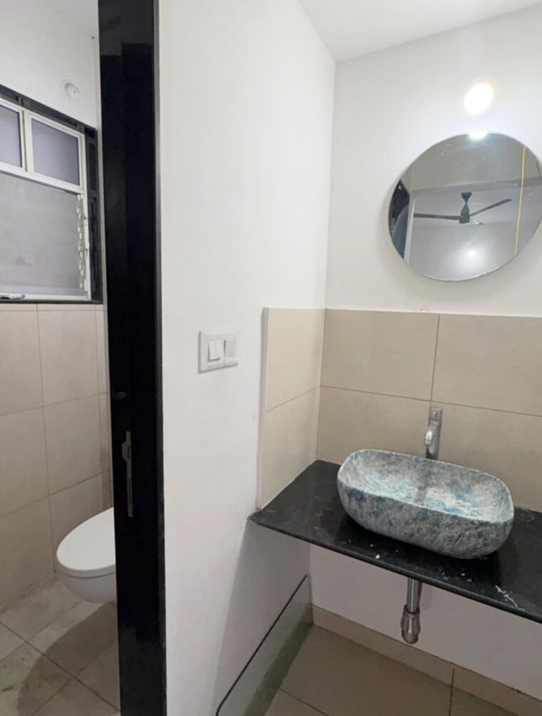 Bathroom, chembur-gaothan 1 Bedroom 445 Sq.Ft. Apartment In Chembur Mumbai 10677105