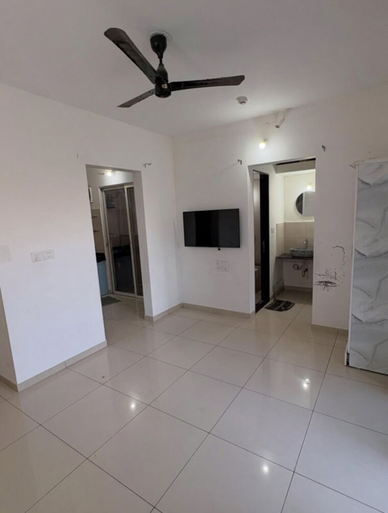Bathroom, chembur-gaothan 1 Bedroom 445 Sq.Ft. Apartment In Chembur Mumbai 10677105