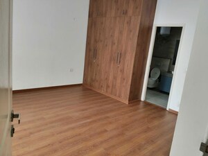 Room in 2 BHK Builder Floor at Sector 23 – for Rent