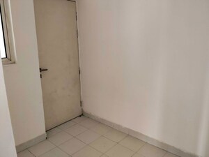 Room in 2 BHK Builder Floor at Sector 23 – for Rent