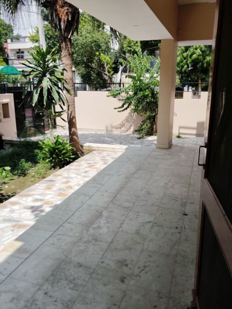 Balcony, ravindra-garden 4 Bedroom 3200 Sq.Ft. Villa In Aliganj Lucknow 10677122