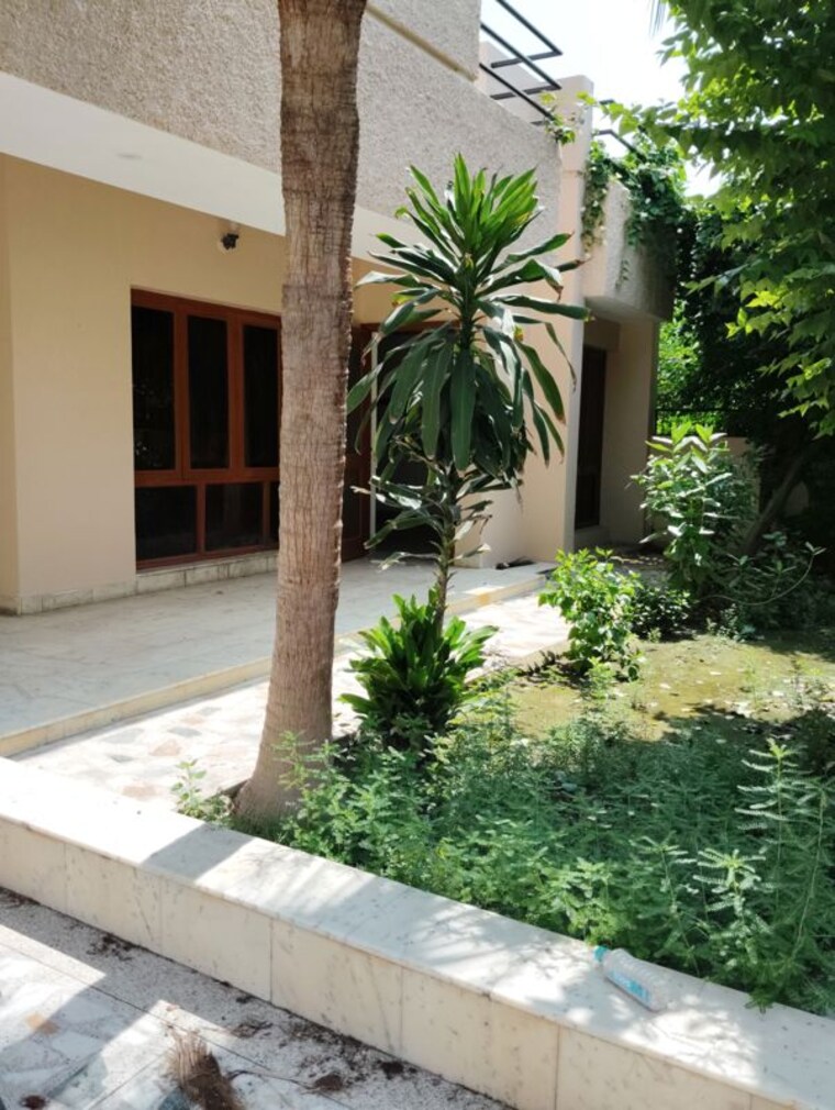 Balcony, ravindra-garden 4 Bedroom 3200 Sq.Ft. Villa In Aliganj Lucknow 10677122