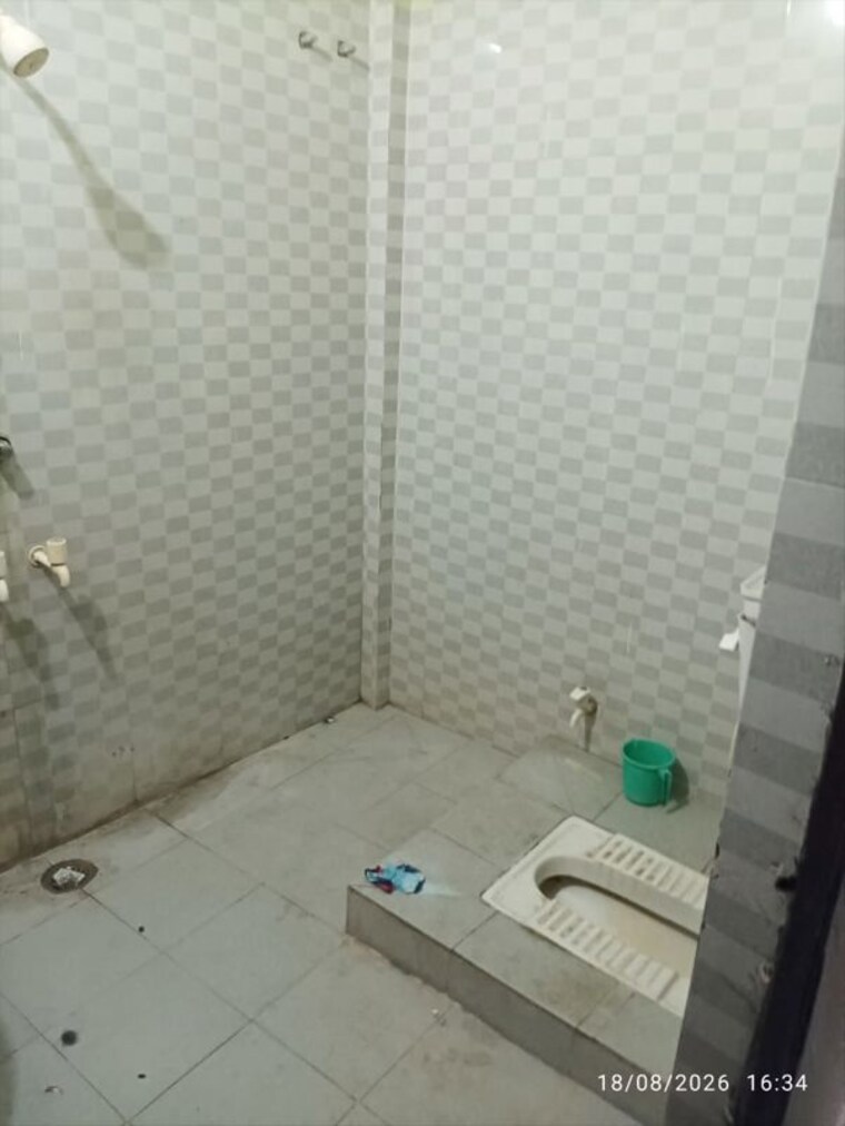 Bathroom, savitri-apartments-aliganj 2 Bedroom 1500 Sq.Ft. Villa In Aliganj Lucknow 10677137
