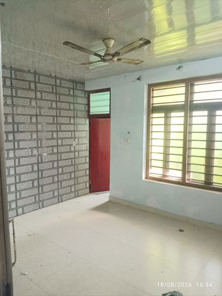 Room, savitri-apartments-aliganj 2 Bedroom 1500 Sq.Ft. Villa In Aliganj Lucknow 10677137