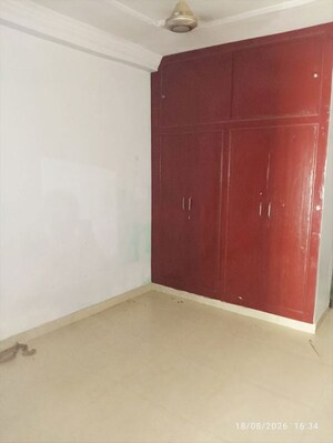 Room in 2 BHK Villa at Savitri Apartments Aliganj, Aliganj – for Rent