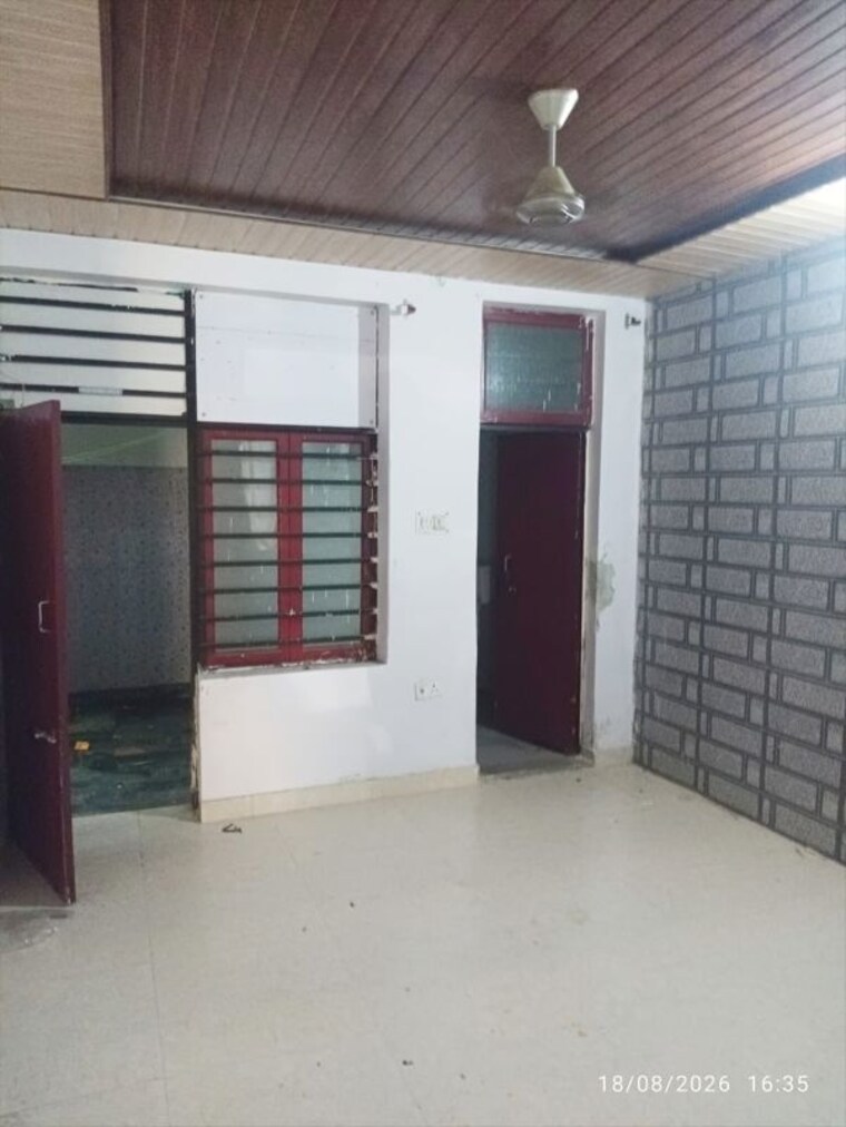 Room, savitri-apartments-aliganj 2 Bedroom 1500 Sq.Ft. Villa In Aliganj Lucknow 10677137