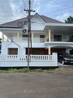 5 BHK Independent House For Sale in Thiroor