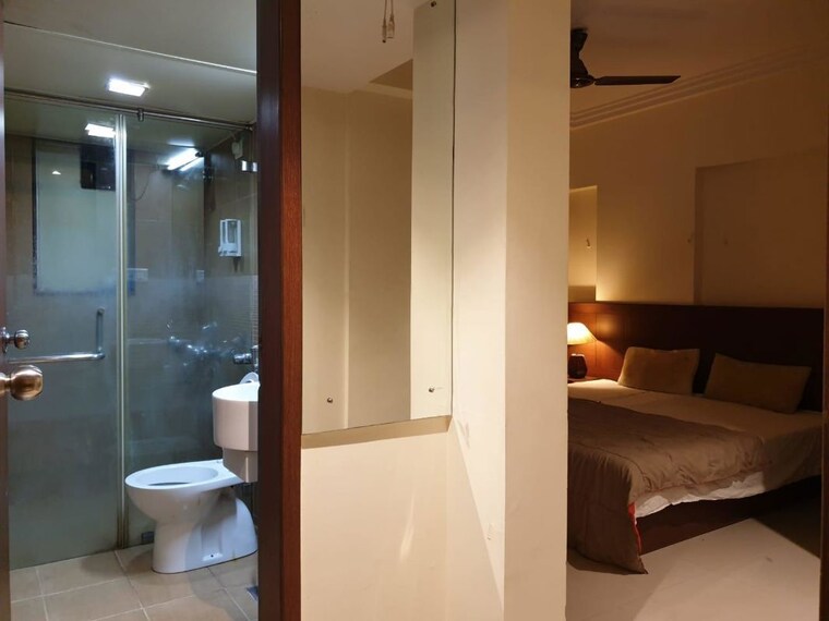 Bathroom, jyoti-complex 1 Bedroom 420 Sq.Ft. Apartment In Goregaon East Mumbai 10677138