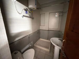 Bathroom in 4 BHK Apartment at Mg Road – for Rent