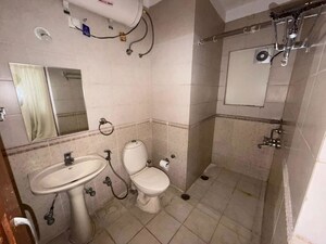 Bathroom in 4 BHK Apartment at Mg Road – for Rent