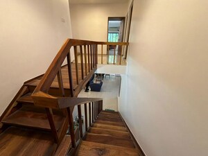 Staircase in 4 BHK Apartment at Mg Road – for Rent