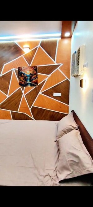 Room in 1 RK Apartment at Sector 16b Dwarka – for Rent
