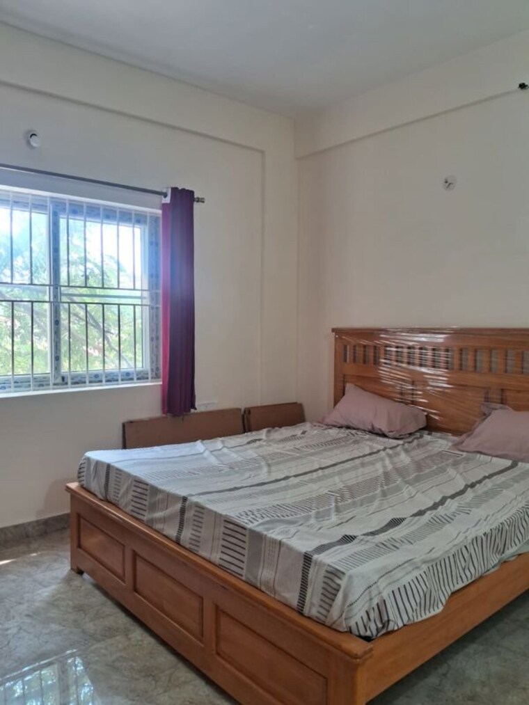 Bedroom, infantry road 2 Bedroom 1300 Sq.Ft. Apartment In Infantry Road Bangalore 10677167