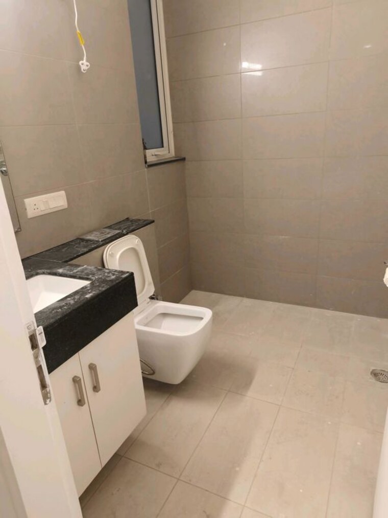 Bathroom, sector 21 2 Bedroom 1550 Sq.Ft. Builder Floor In Sector 21 Gurgaon 10677177