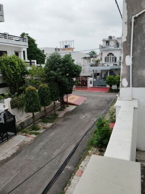 Balcony in 3 BHK Independent House at Orchid Bhusan, Aliganj – for Rent