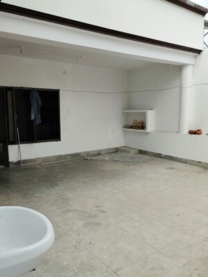 Building Lobby in 3 BHK Independent House at Orchid Bhusan, Aliganj – for Rent
